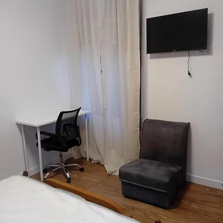 Puerta Del Carmen Privatunterkunft Saragossa